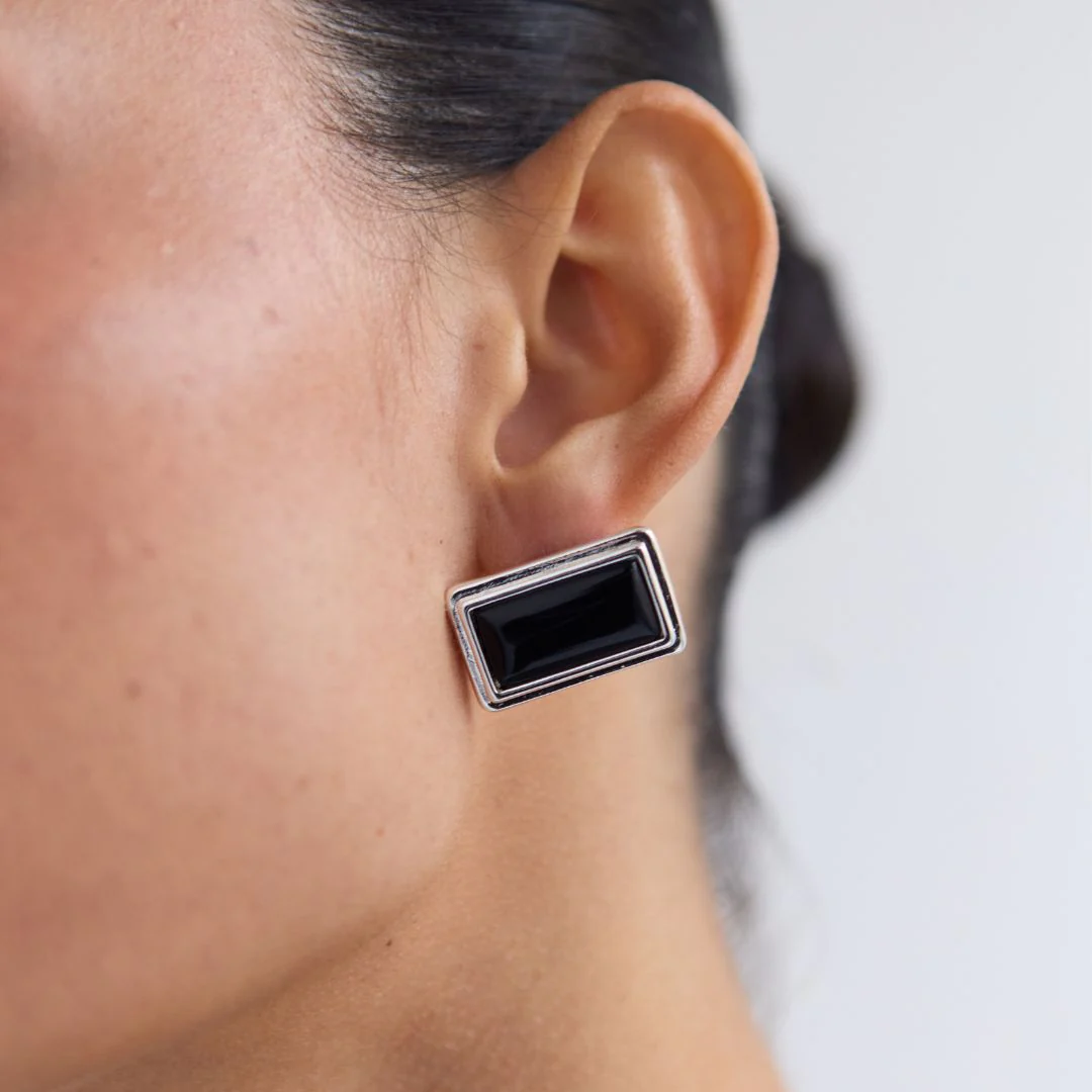 ARCHER RECTANGLE EARRINGS - Image 16