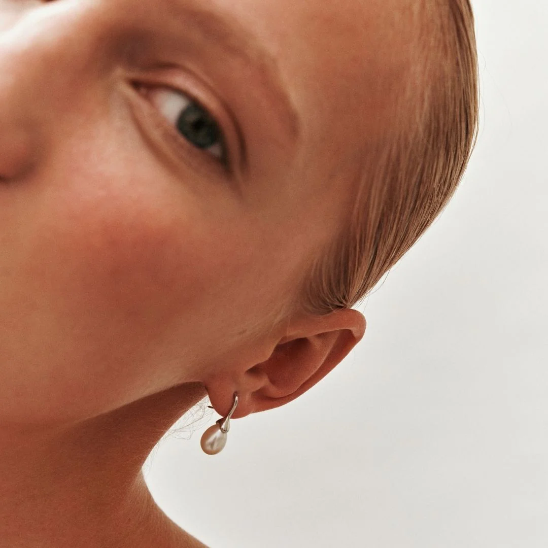 ODETTE PEARL EARRINGS - Image 7